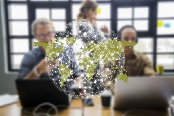 加密货币面临的问题_分析加密货币在医疗行业的潜在应用：提升支付效率与服务体验_加密货币的价值支撑