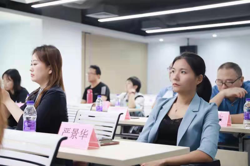 从政策监管看数字货币市场的未来:如何适应不断变化的法律环境_货币市场短期是多久_货币停止流通的公告