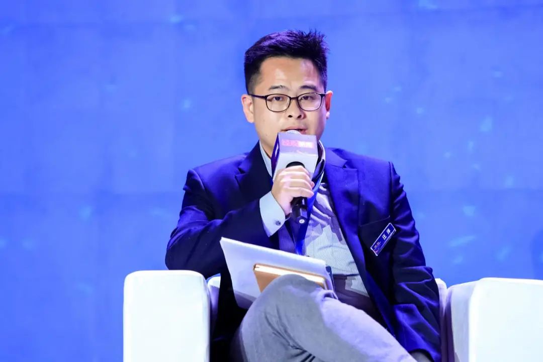 加密货币如何实现社会企业的融资需求：推动责任投资与盈利结合_加密货币专业投资者_加密货币投资违法吗