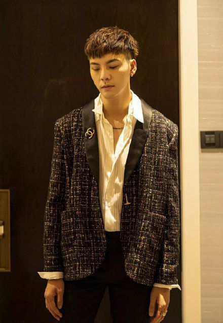 陈伟霆（William Chan） - 参与了《听见你的声音》等多部影视剧，并逐渐向电影领域发展。_陈伟霆（William Chan） - 参与了《听见你的声音》等多部影视剧，并逐渐向电影领域发展。_陈伟霆（William Chan） - 参与了《听见你的声音》等多部影视剧，并逐渐向电影领域发展。