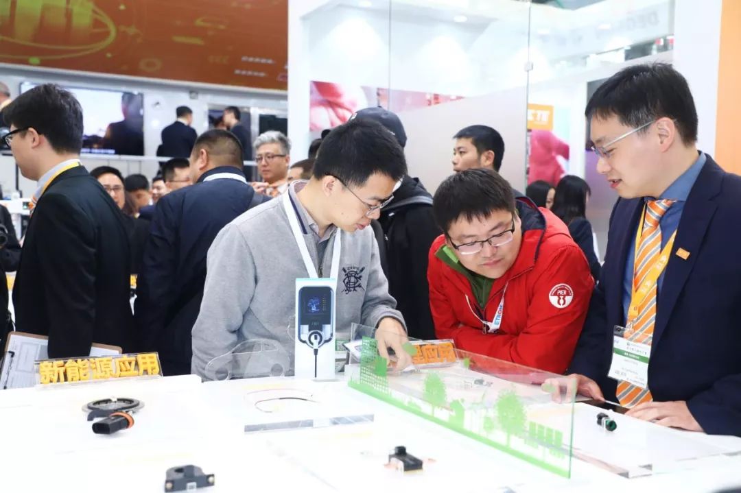 电力共享平台_用电的共享汽车有哪些_电力汽车与共享出行的机会与挑战