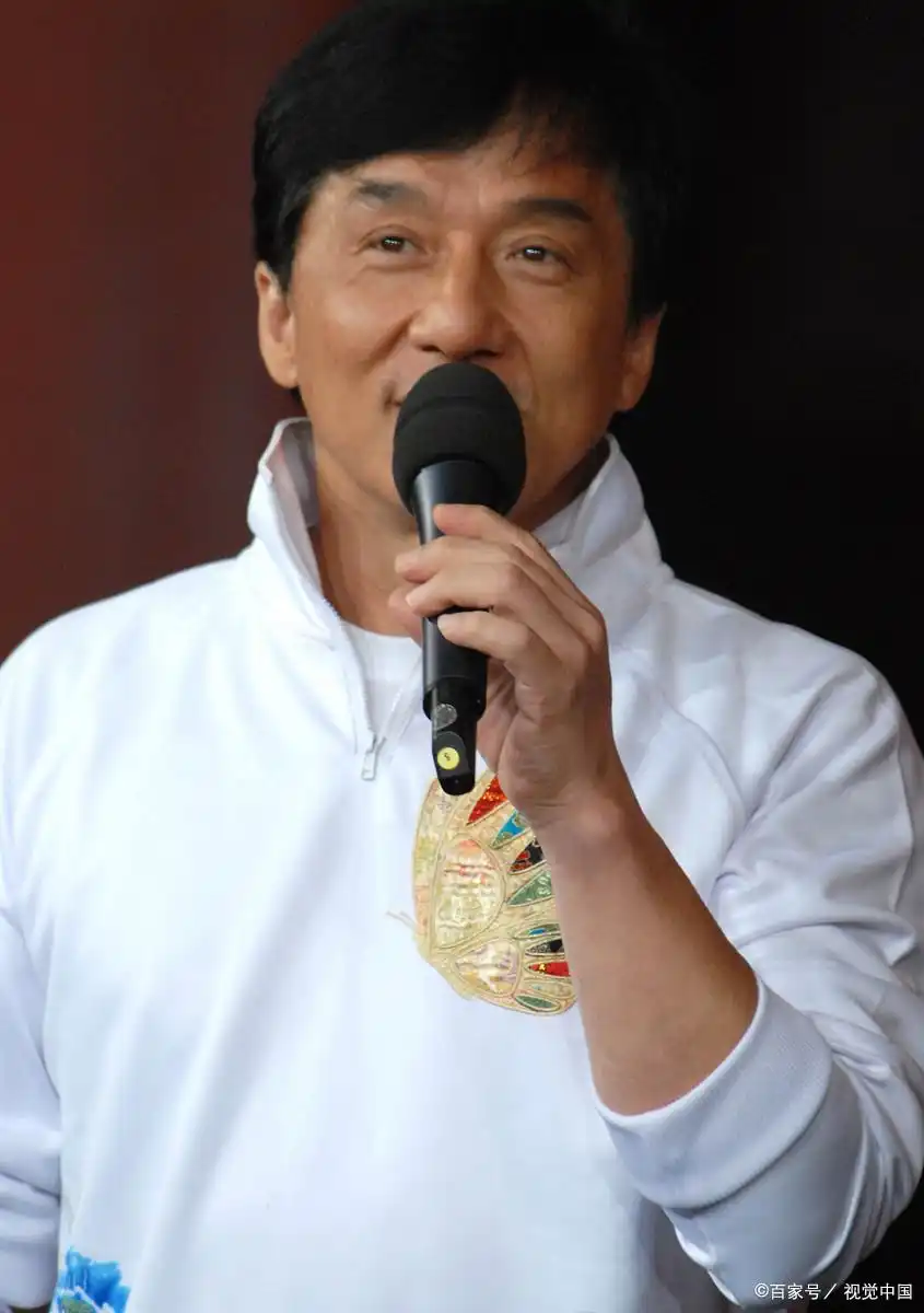 成龙使者跨越文化国界在线观看_成龙使者跨越文化国界的电影_成龙：跨越国界的文化使者