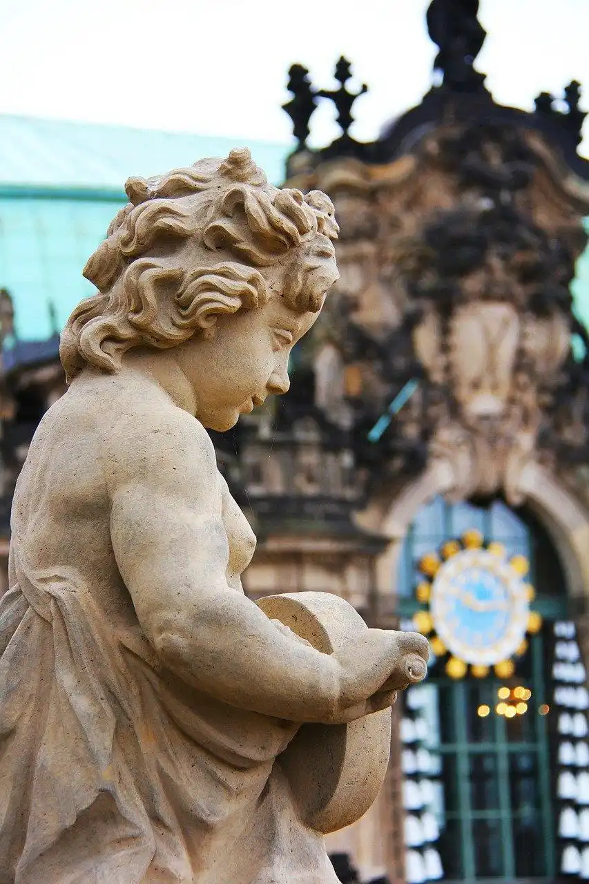 张雨绮爱情经典语录_张雨绮的经典爱情故事与情感共鸣_张雨绮的爱情电影