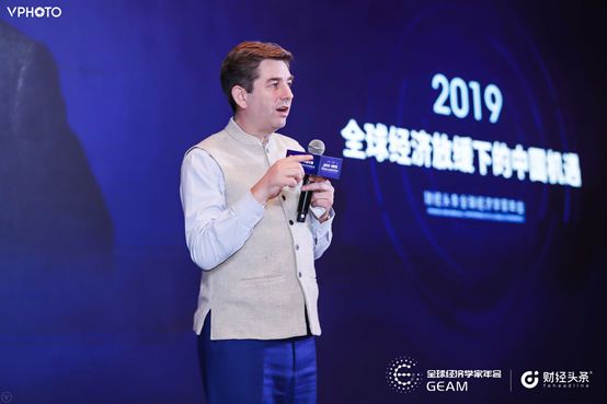 胡润新金融行业年度风云人物_胡润在中国经济转型中的角色_胡润会讲中文