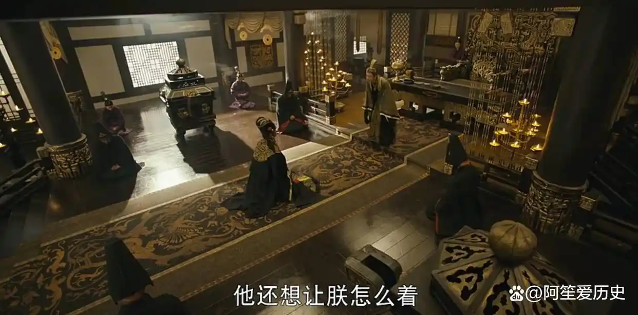 荀彧在历史记载中的形象_记载荀彧形象历史中的名言_记载荀彧形象历史中的故事