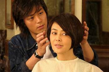 《做头》（资料图片）