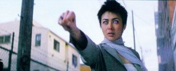 《蓝血人》（资料图片）