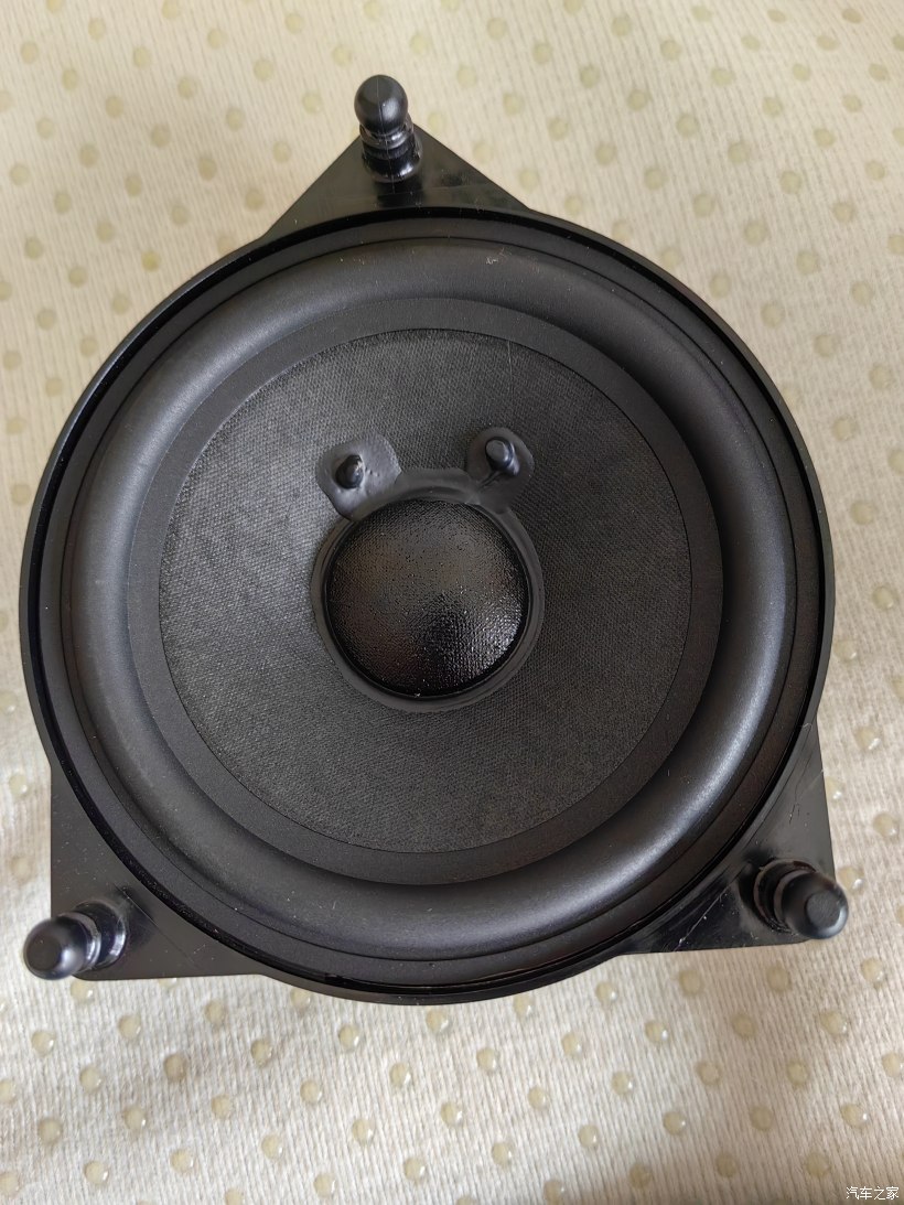 奔驰音响怎么样_评测奔驰的音响系统：音质与体验_奔驰的顶级音响