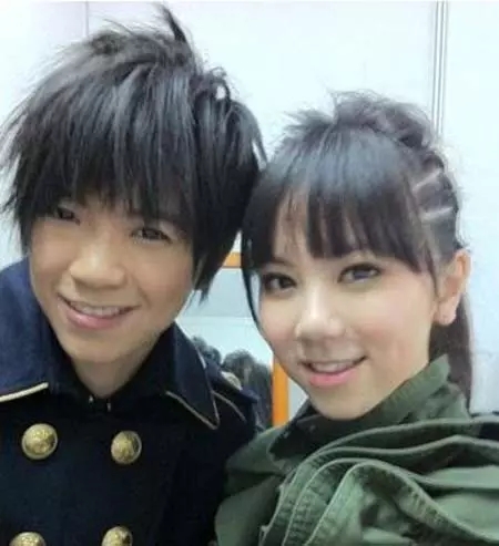 邓紫棋在采访中透露创作背后的故事，真诚动人_邓紫棋采访2020_邓紫棋采访落泪