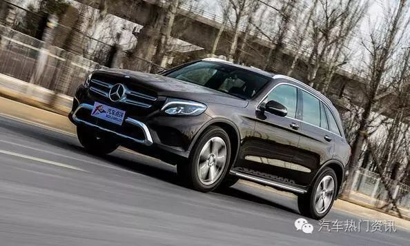 奔驰的驾驶模式选择与驾驶体验_驾驶奔驰体验模式选择什么_驾驶奔驰体验模式选择哪个