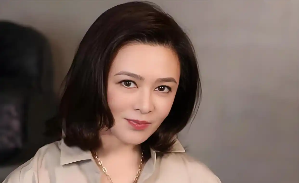 关之琳的个人生活与成长故事_关之琳成长经历_关之琳的人生经历