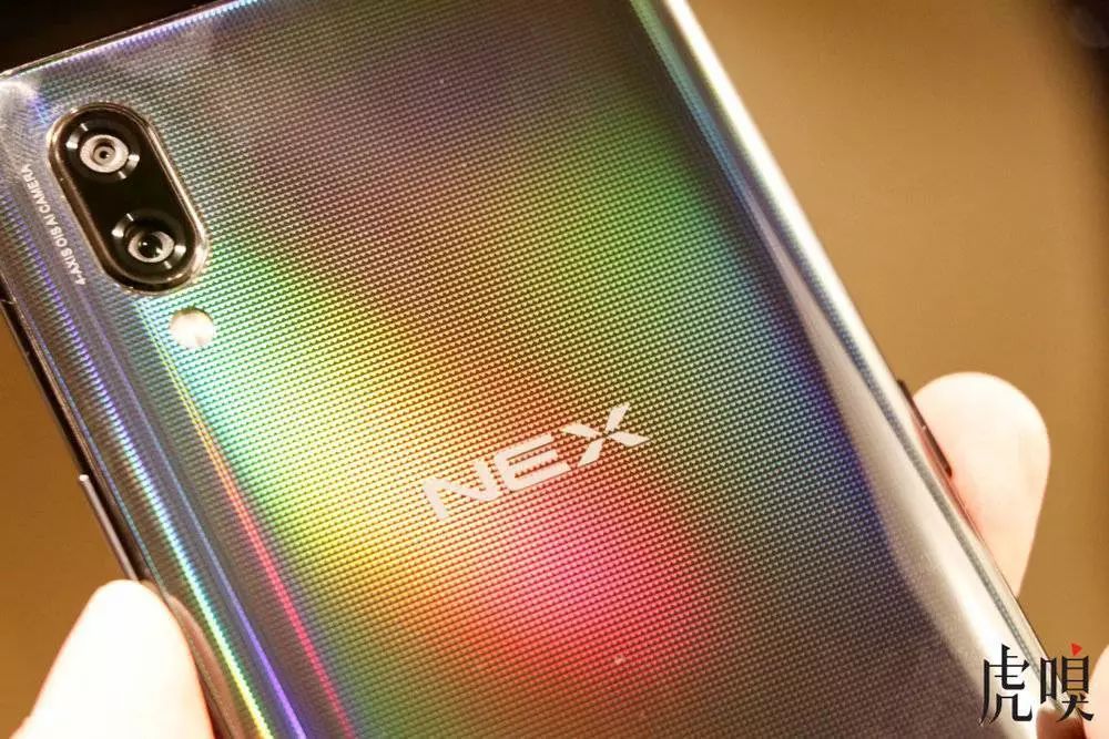 未来科技主题元素_未来科技：iQOO的愿景与目标_科技与未来标语