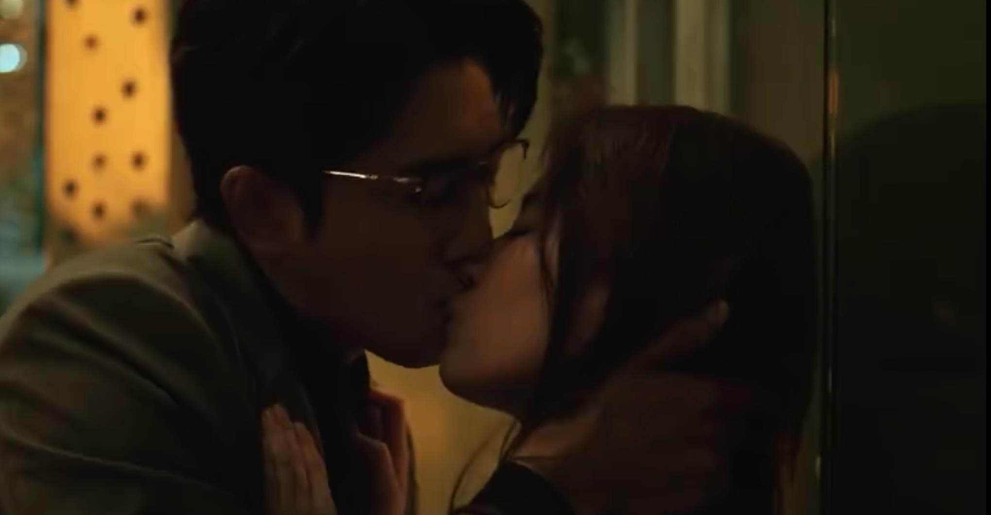 刘亦菲艺术展_刘亦菲的自我表达与艺术探索_刘亦菲文艺