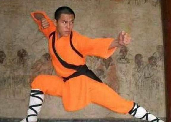 友情出演百科_电影周星驰友情情义中的女主角_周星驰的电影中的友情与情义