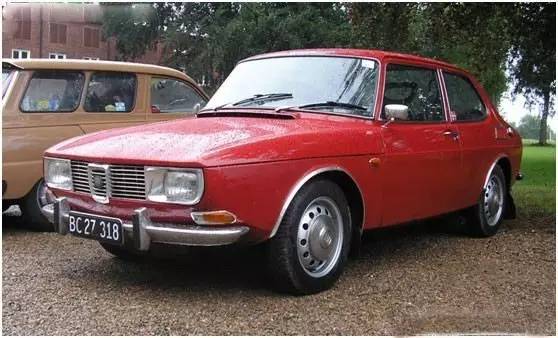 法拉利赛车车队_法拉利的赛车技术与应用在民用车上的创新_法拉利城市赛车