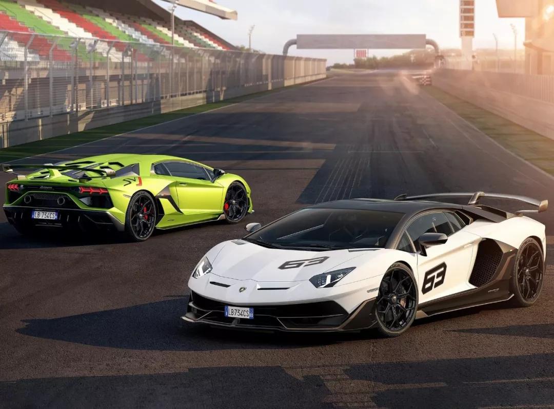 赛车法拉利_法拉利的赛车技术与应用在民用车上的创新_法拉利城市赛车