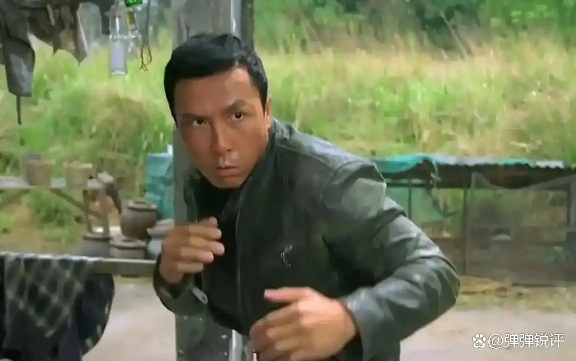 洪金宝的经典动作场面分析_洪金宝的动作_洪金宝谈动作演员