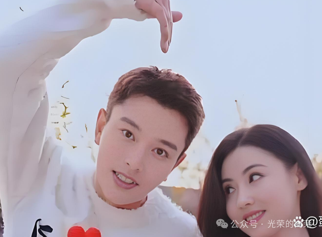 戛纳电影节红毯网红_张柏芝的时尚风格与红毯魅力_张柏芝红毯礼服