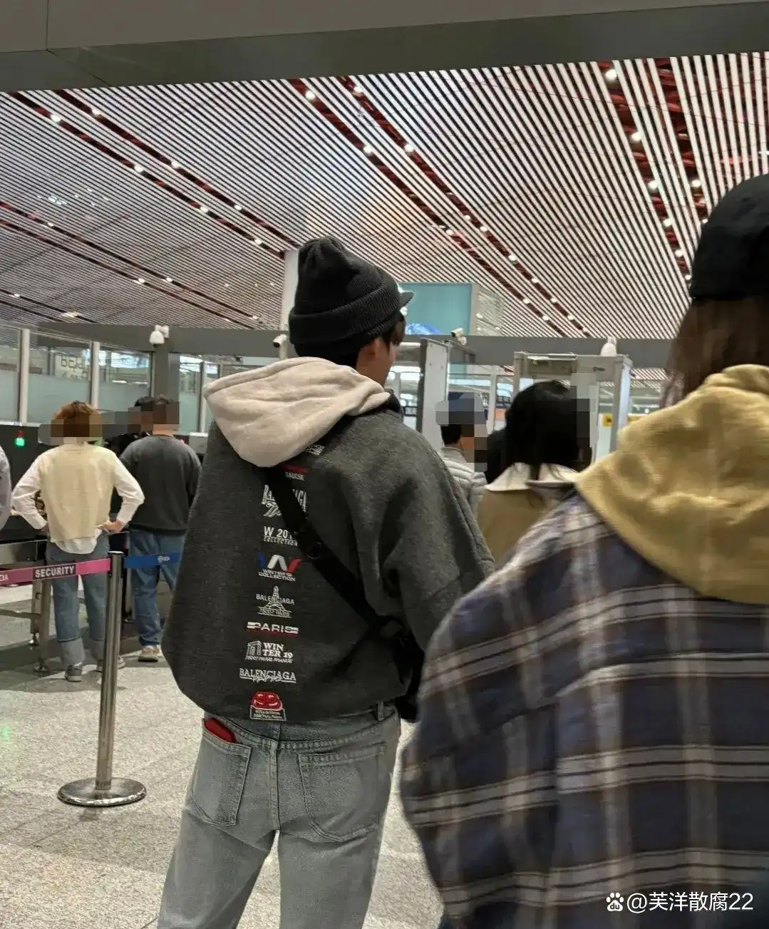 李易峰与粉丝的约定_李易峰与粉丝互动，分享生活点滴_李易峰与粉丝互动视频