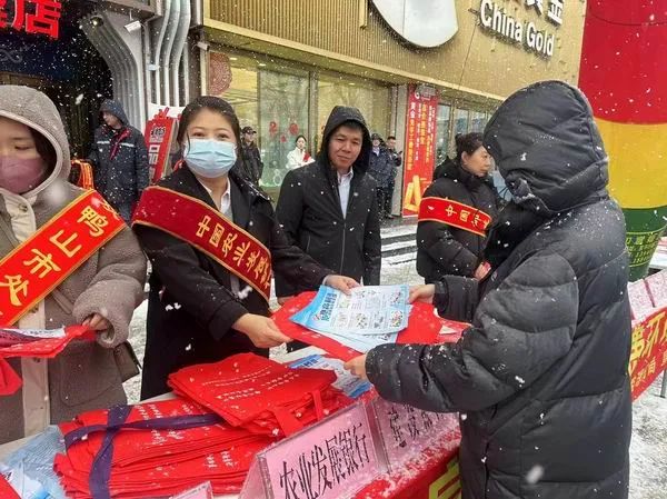 数字货币金融体系_数字货币助力普惠金融_数字货币与金融教育的结合：如何普及知识提升投资者素养