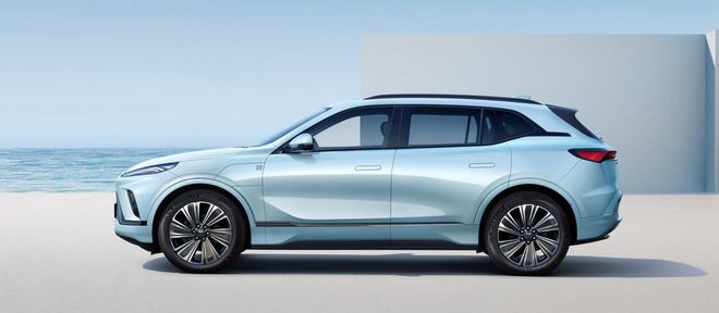 modely对比燃油车_电动汽车modely_新款Model Y的电动驾驶与传统驾驶的对比