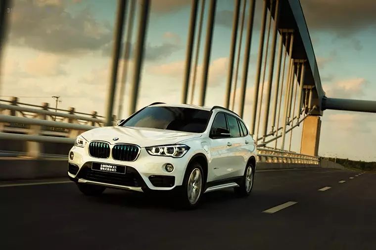 宾利suv电动汽车_宾利的电动汽车未来:探索全新领域_宾利电动越野车suv报价