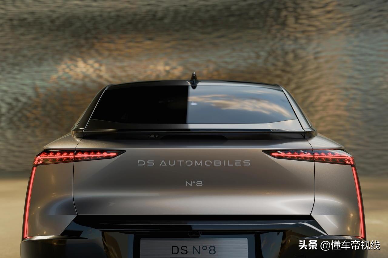 特斯拉的未来会是什么样_特斯拉Model Y如何塑造电动SUV的未来？_未来的特斯拉