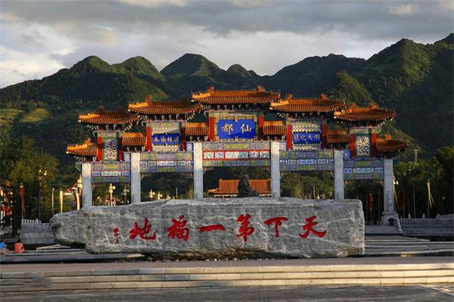 姜子牙的隐居生活与修行故事_姜子牙隐居在哪座山_姜子牙归隐