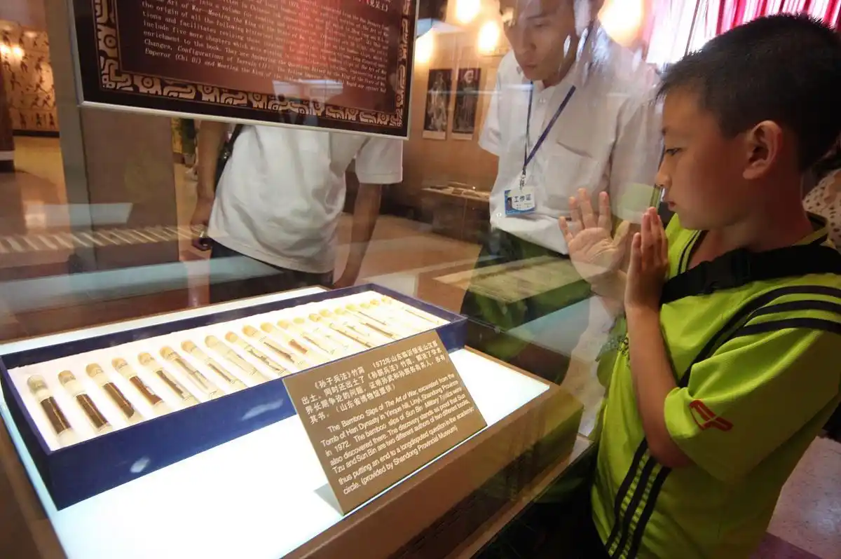 周瑜的军事才能_周瑜的军事思想与兵法应用_周瑜应用军事兵法思想是什么