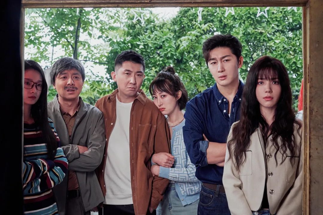 周星驰借鉴_周星驰与现实题材的结合_周星驰题材现实结合的电影