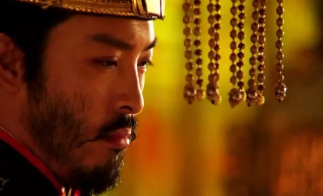 孙权周瑜忠诚支持谁_周瑜的忠诚与对孙权的支持_孙权信任周瑜