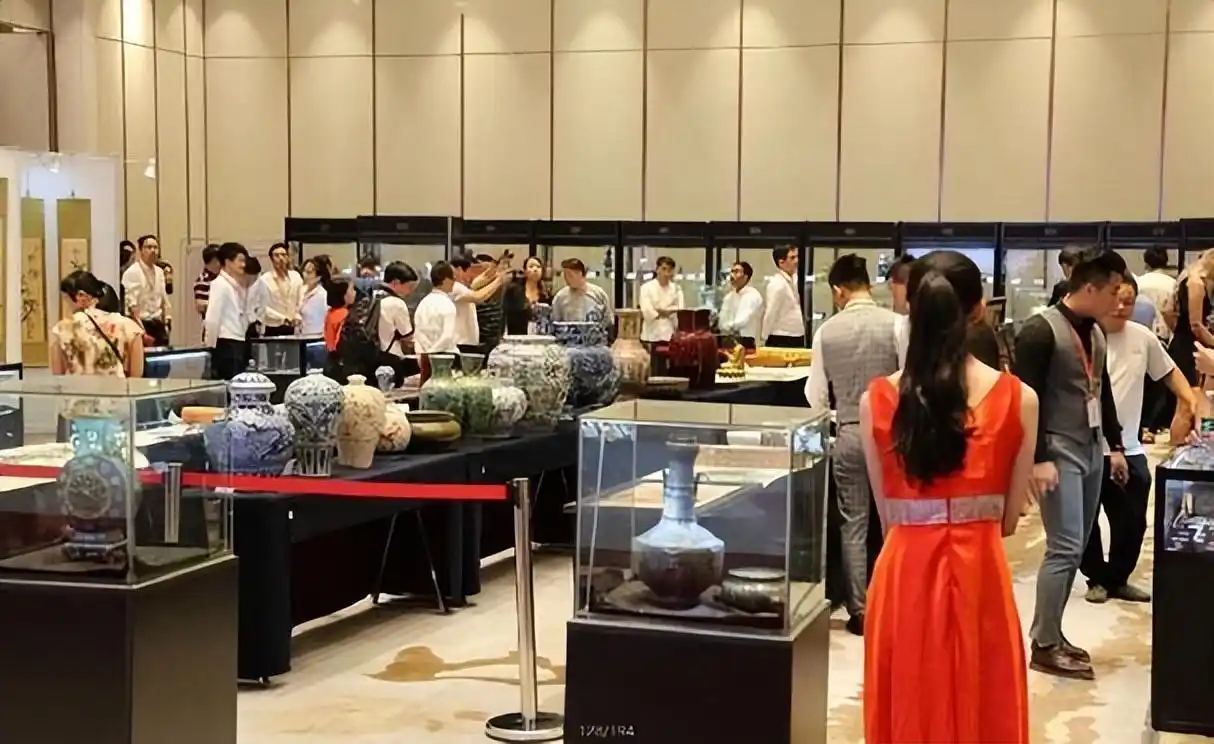 探索数字货币对传统艺术市场的冲击:如何影响艺术品交易_艺术币是什么_数字货币艺术品