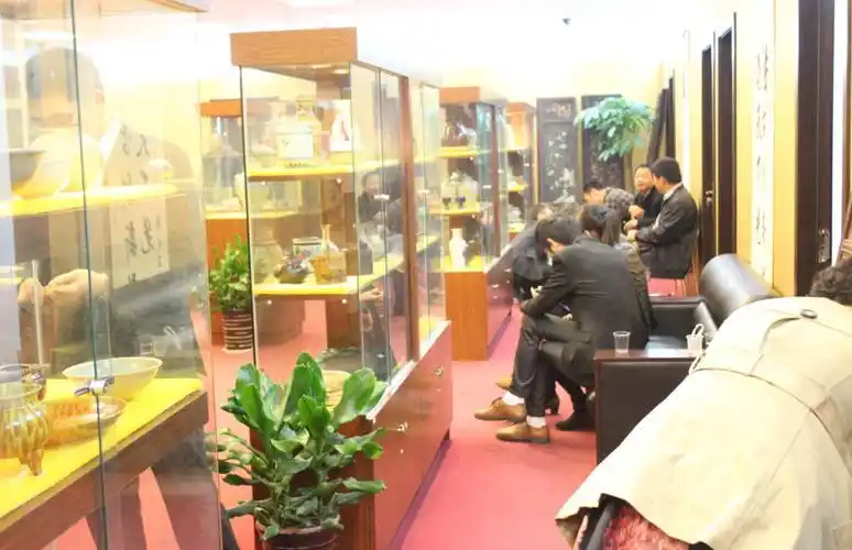 探索数字货币对传统艺术市场的冲击:如何影响艺术品交易_艺术币是什么_数字货币艺术品