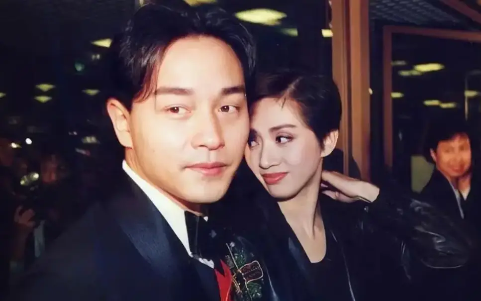 众星眼中的张国荣_张国荣公众心中形象大使是谁_张国荣在公众心中的形象