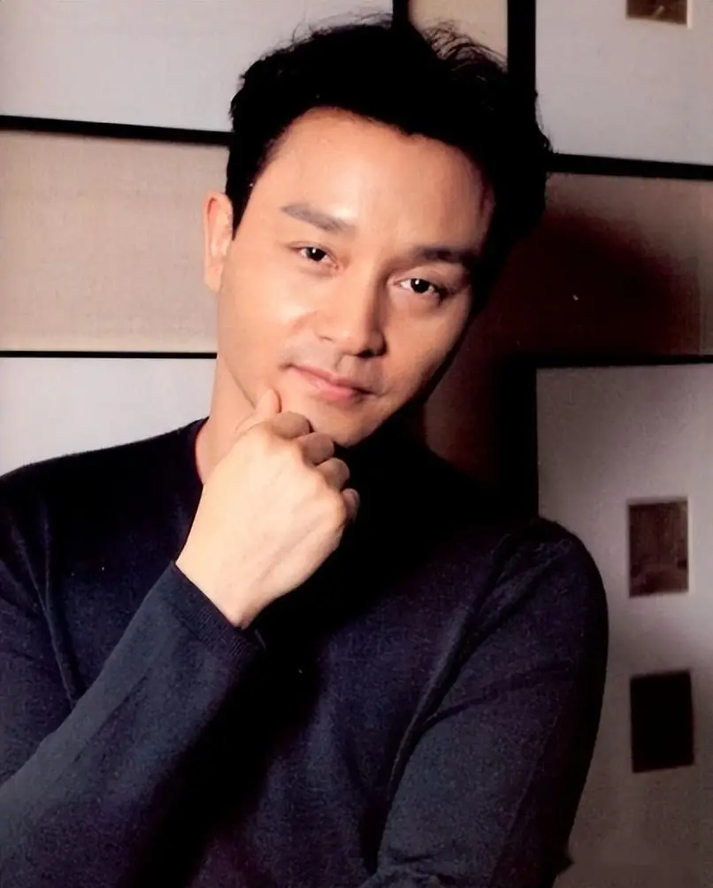 张国荣在公众心中的形象_张国荣公众心中形象大使是谁_众星眼中的张国荣