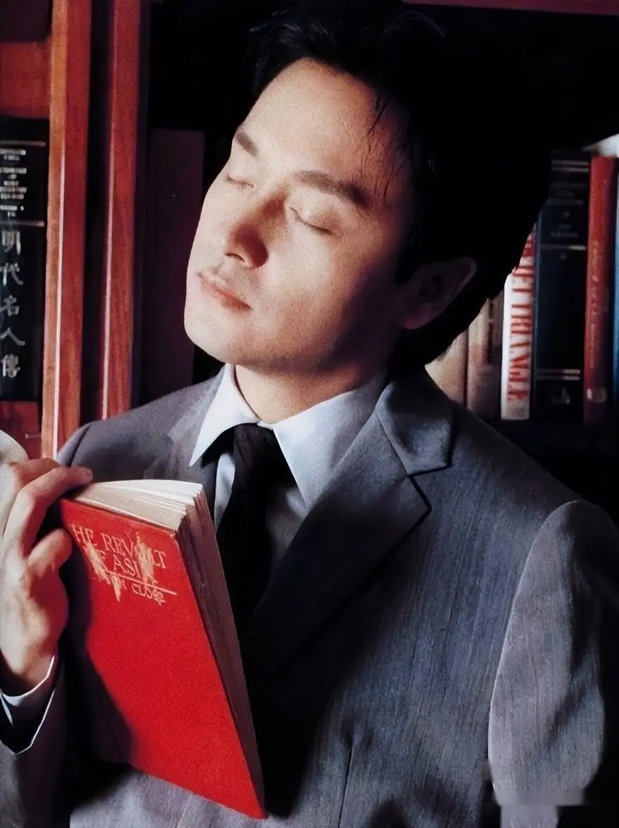 众星眼中的张国荣_张国荣公众心中形象大使是谁_张国荣在公众心中的形象