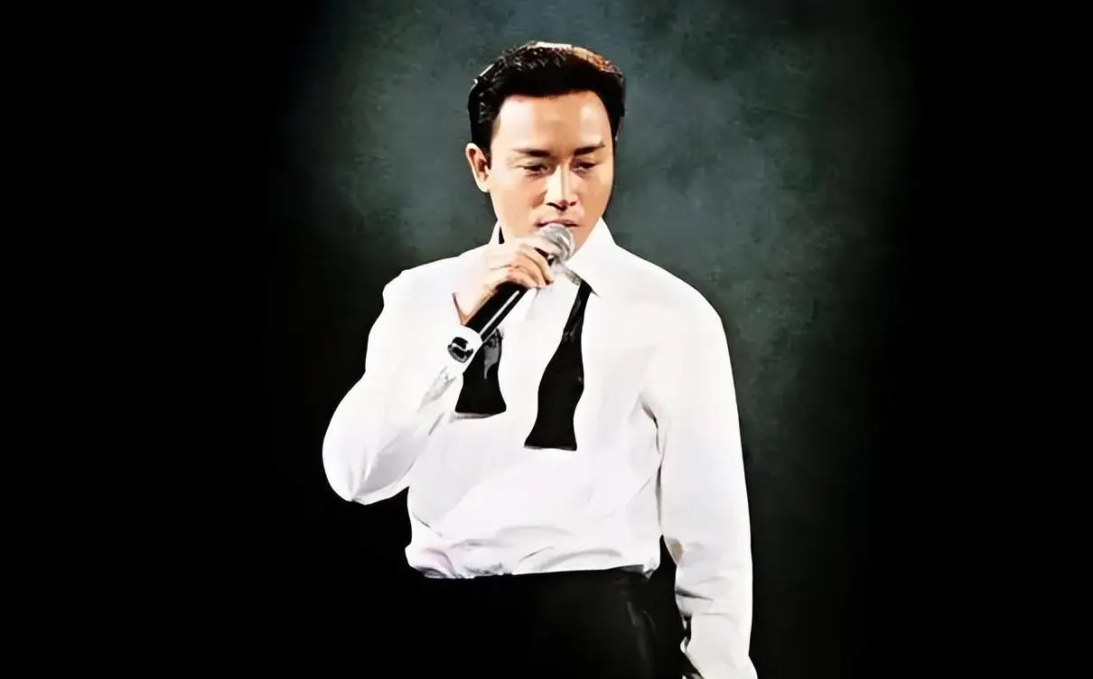 张国荣公众心中形象大使是谁_张国荣在公众心中的形象_众星眼中的张国荣